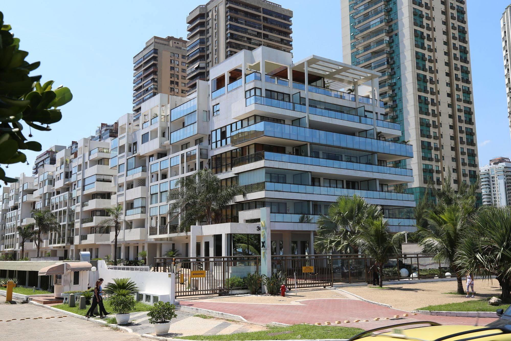 Apartamento Next Barra Prime *